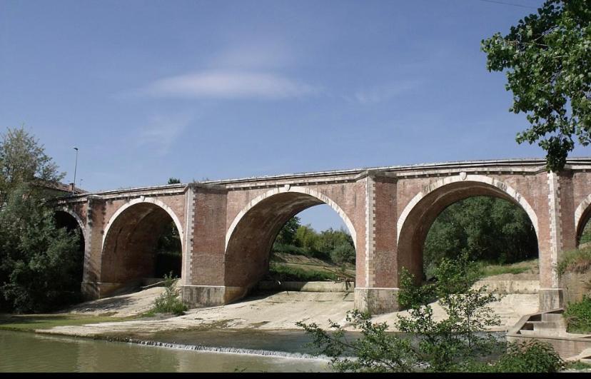 La Sosta - Intero Appartamento Ponte d'Arbia Esterno foto
